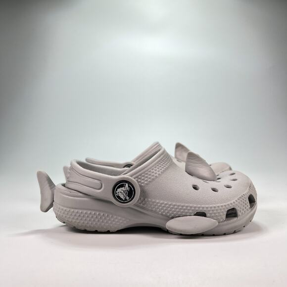 Crocs Shark Clog Gray Slip On Sandals Comfort Casual Shoes 210014 Youth Size 9 - Picture 1 of 9